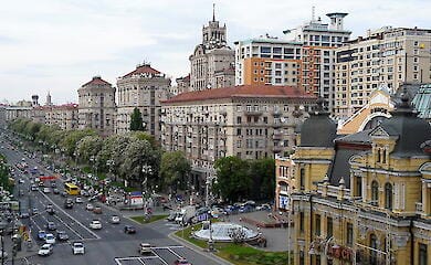 Пенсії, субсидії, нові правила ВЛК та обмеження на банківські перекази: що зміниться з 1 червня