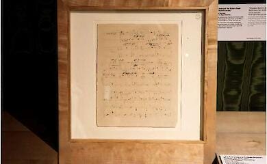 Віденський вальс у космосі: як "Блакитний Дунай" став музичним посланням у Всесвіт