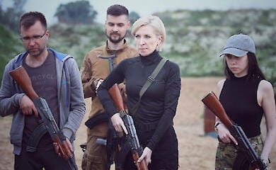 Проходитимуть і чоловіки, і жінки: деталі законопроекту про національний спротив