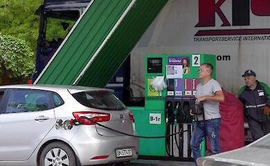 В Киеве дают скидки на топливо из-за атаки РФ: кто может воспользоваться