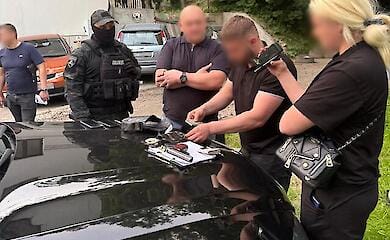 Во Львове задержали высокопоставленного чиновника, который требовал $4 тысячи за трудоустройство в полицию