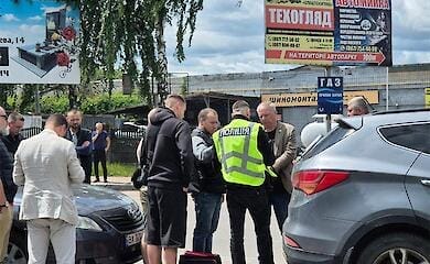 Поліція посеред вулиці затримала мера Бердичева: що відомо