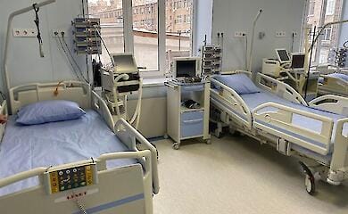 Українців попередили про загрозливі інфекції: влітку ще небезпечніше