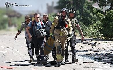 Количество погибших из-за атаки России на Днепр возросло до 18