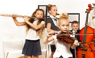 Цей шкільний предмет допомагає впоратися зі стресом і самотністю. І це не фізкультура