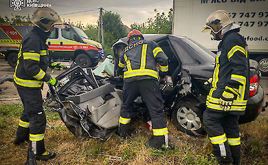 Двоє загиблих і троє понівечених авто: смертельна ДТП сталася на Київщині
