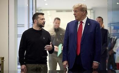 Трамп закликав Україну перейти у наступ: що відповів Зеленський