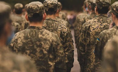 До 31 июля в Украине продолжается постановка на воинский учет 17-летних юношей