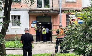 В Тернополе в одной из многоэтажек взорвалась граната: есть погибшие