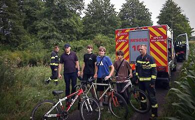 У Київській області трьох підлітків рятувальники витягли з пастки 