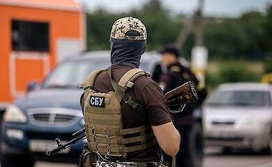 В Киеве проходят масштабные проверки СБУ и полиции: что известно