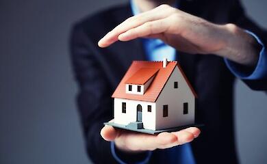 Яку допомогу отримують українці за зруйноване житло під час війни