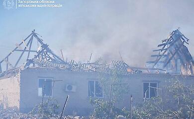 Росіяни вдарили по Запорізькому району, поранено людей 