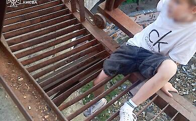 Рятувальники звільнили дитину, яка опинилась в пастці в недобудові