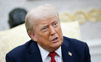 Трамп решил отойти от переговоров между Киевом и Москвой - СМИ