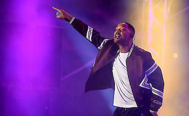 Вілла Сміта висміяли за фейкових фанатів на відео