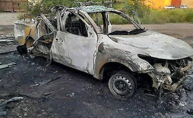 Российский дрон уничтожил служебный автомобиль ДТЭК на Днепропетровщине