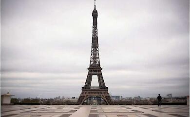 Париж впише імена 72 видатних жінок на Ейфелевій вежі