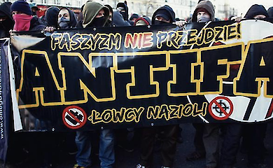 "Хвора, радикально ліва катастрофа" - Трамп назвав антифашистів терористами і заборонив у США