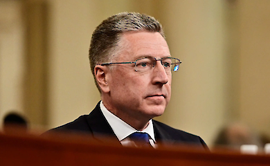 Курт Волкер