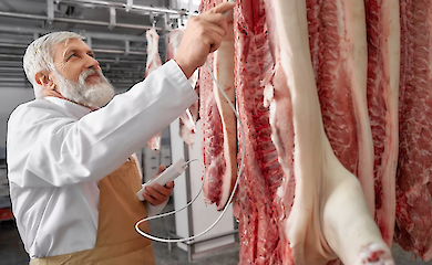 В Украине ожидается резкий рост цен на популярное мясо: названы причины