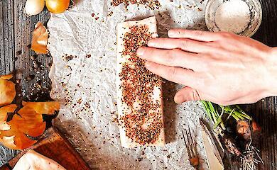 Чому дорожчає сало