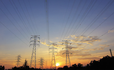 Майже по всій Україні запровадили аварійні відключення електроенергії — «Укренерго»