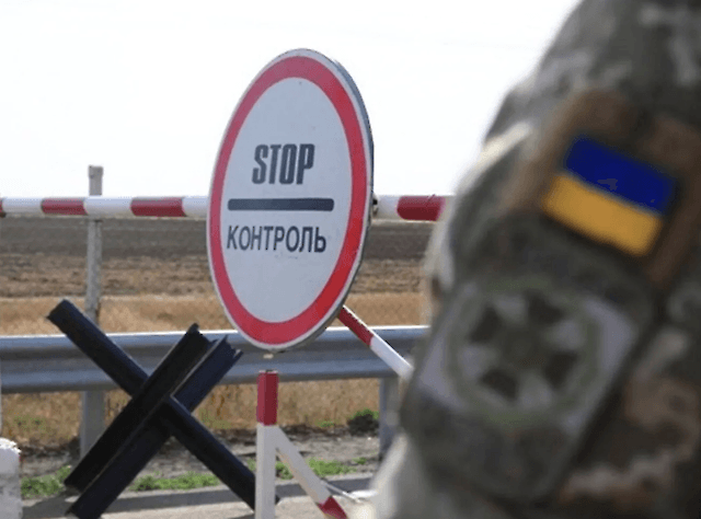 Із чим пов'язані черги на українсько-польському кордоні
