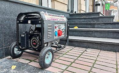 Рятувальники Києва закликали безпечно користуватися генераторами під час відключень світла