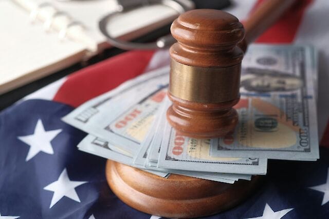 Які реальні наслідки санкцій США для Росії - Reuters