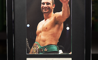 Автографи як подарунок &mdash; для колекціонера, керівника, фаната: незабутні емоції, які запам&rsquo;ятаються назавжди