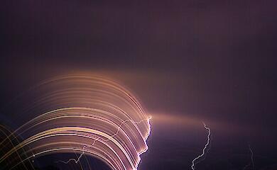 Очікується магнітна буря: прогноз пікового впливу