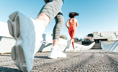 Регулярні заняття спортом у середньому віці зменшують імовірність розвитку деменції майже на половину