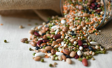 Дієтолог сказала, якими консервами варто запастися