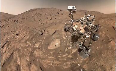 Вчені записали звуки, схожі на "міні-блискавки" на Марсі