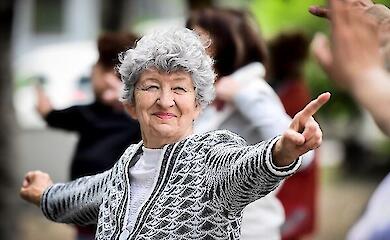 Пенсионеры могут получить выплаты сразу за шесть месяцев: как это работает