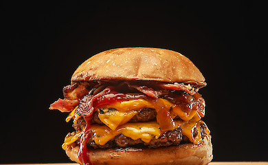 Запах жирної їжі під час вагітності може підвищити ризик ожиріння у дітей