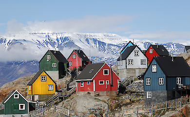 Учёные заглянули под ледяной щит Гренландии