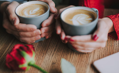 Ранкова кава може нашкодити лікам: фармацевт попередив про небезпеку 