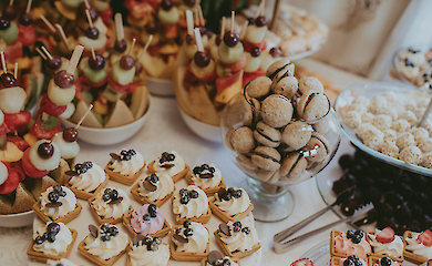 Які десерти ідеально поєднуються з шампанським: 10 ідей