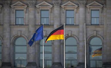 Німецькі політики закликали силою тиснути на Росію і дати, нарешті, Україні далекобійну зброю