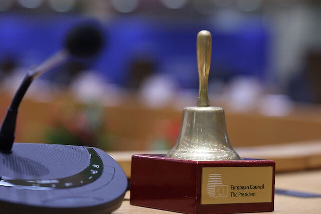 На саміті в Європі, де вирішується питання про гарантії Україні, емоції зашкалюють