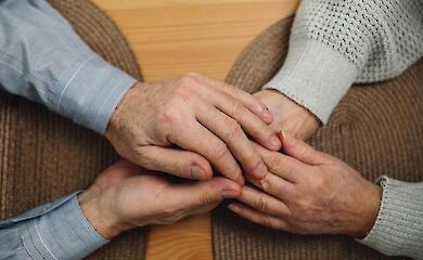 Допомога близьким може сприяти збереженню когнітивних функцій