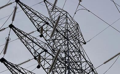 Труднее всего ситуация с подключением света, уточнили в Кабмине