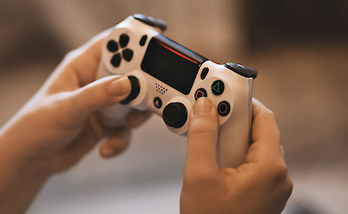 Відеоігри понад 10 годин на тиждень пов’язали з надмірною вагою