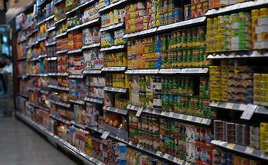 В Деснянском районе планируют организовать круглосуточную работу супермаркетов 