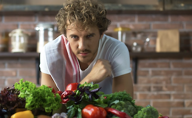 Смачно, навіть холодним. Клопотенко порекомендував страви, які не розчарують без підігріву