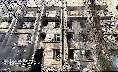 Війська РФ вдарили по пологовому будинку Запоріжжя