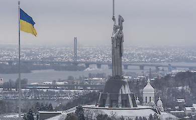 У столиці України від обстрілу РФ постраждав меморіальний комплекс Другої світової війни
