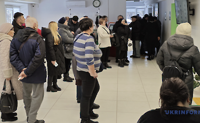 Багатьом пенсіонерам відмовили у виплатах, незважаючи на проходження процедури підтвердження особи. Що відбувається